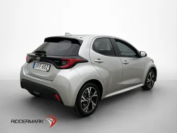 Car image 5