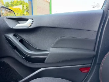 Car image 48