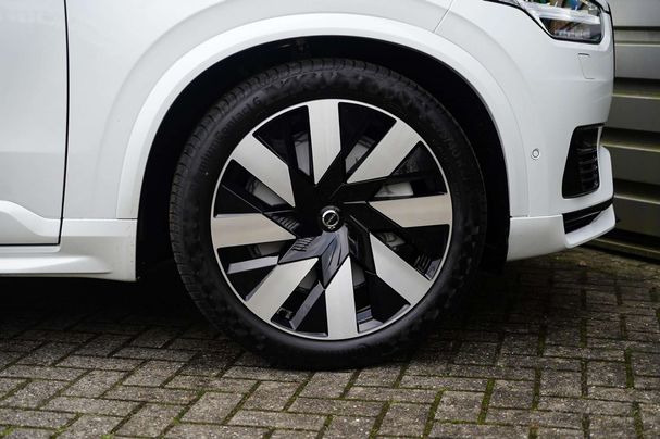 Volvo XC90 T8 Recharge AWD 335 kW image number 7