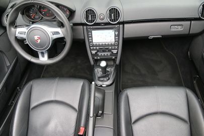 Car image 10