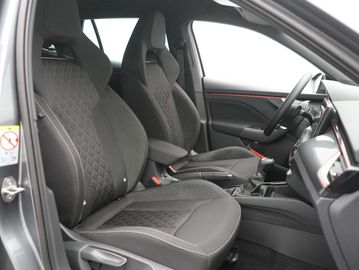 Car image 37