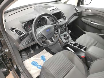 Car image 36