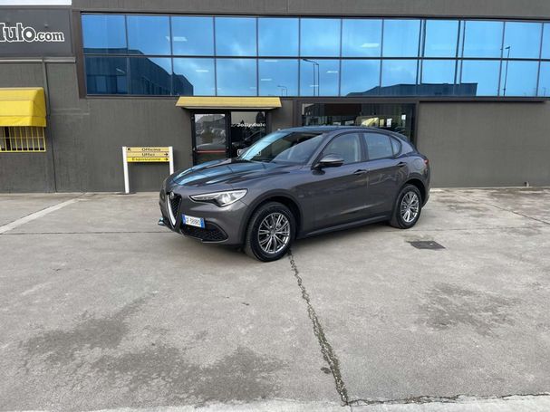 Alfa Romeo Stelvio 2.2 Q4 140 kW image number 1