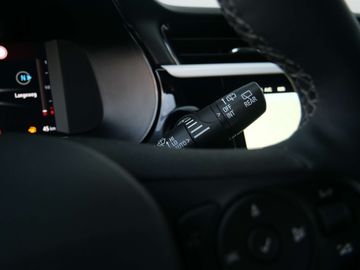 Car image 33