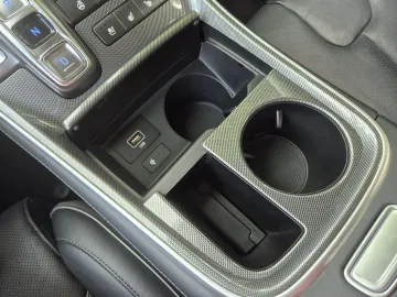 Car image 50
