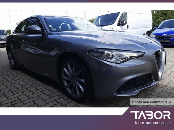 Alfa Romeo Giulia 2.2 AT8 140 kW image number 2