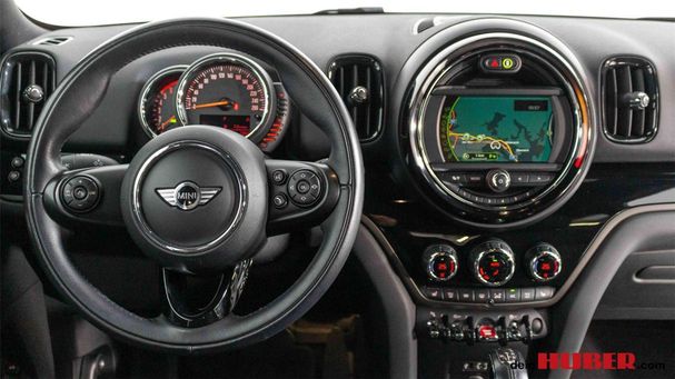 Mini Cooper D Countryman ALL4 110 kW image number 14