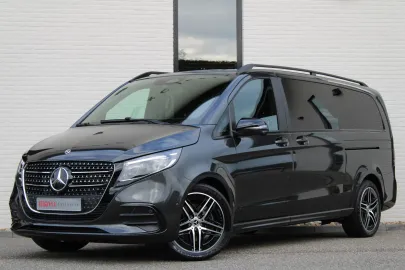 Car image 29