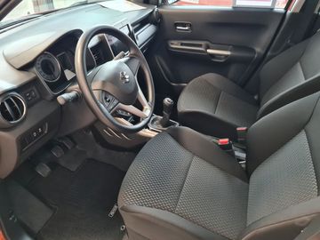 Car image 11