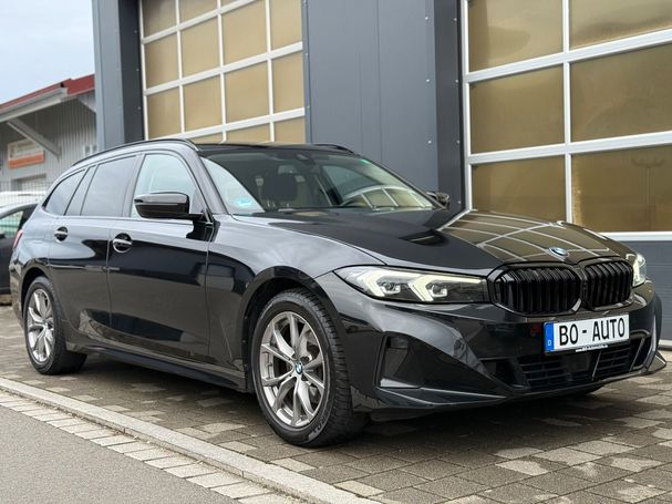 BMW 320d Touring xDrive 140 kW image number 1