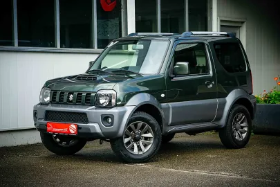 Car image 4