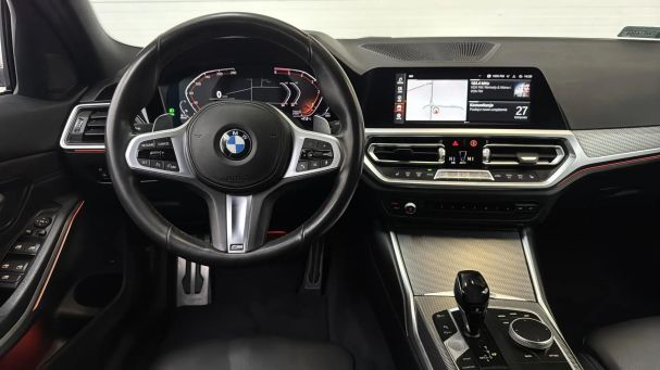 BMW 320d Touring xDrive 140 kW image number 13