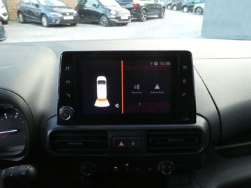 Car image 13