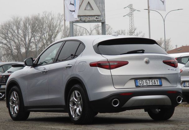 Alfa Romeo Stelvio 2.2 Diesel AT8 Business 118 kW image number 5