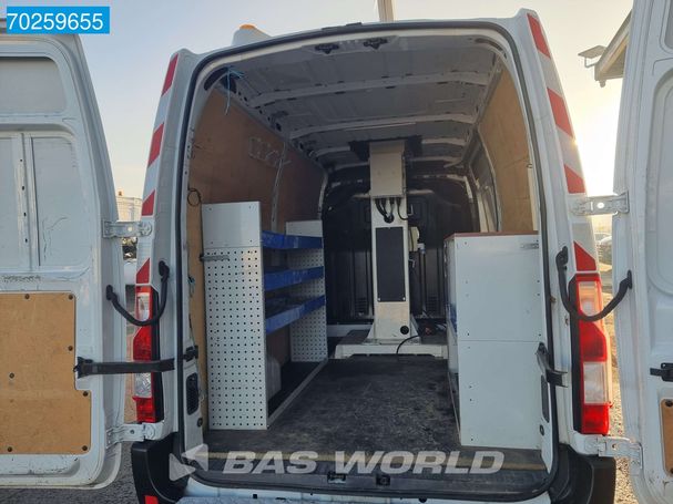 Renault Master 130 96 kW image number 12