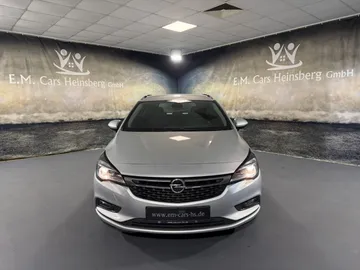 Car image 2