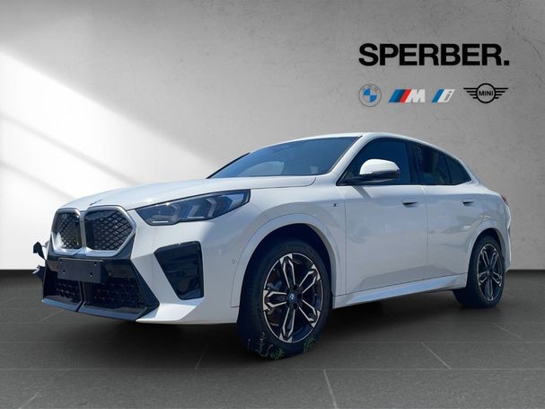 BMW iX2 M Sport 230 kW image number 1