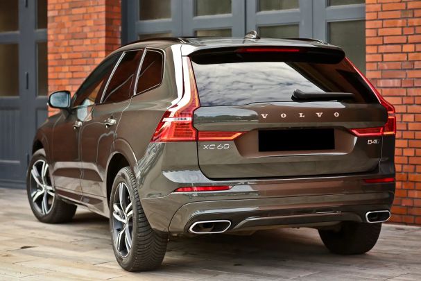 Volvo XC60 B4 AWD Geartronic RDesign 145 kW image number 13