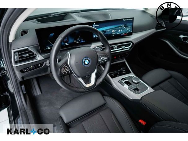 BMW 320 e Touring xDrive 150 kW image number 14