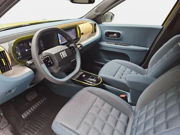 Car image 20