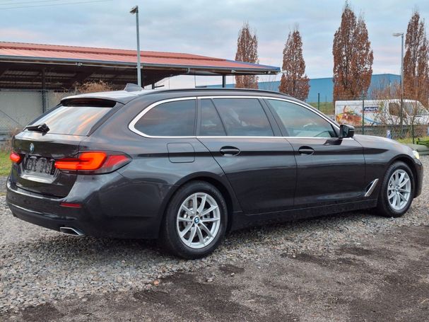 BMW 520i Touring 135 kW image number 3