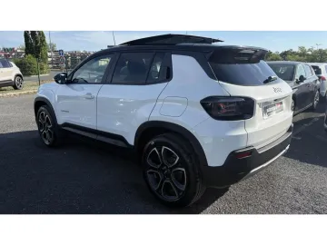 Car image 33