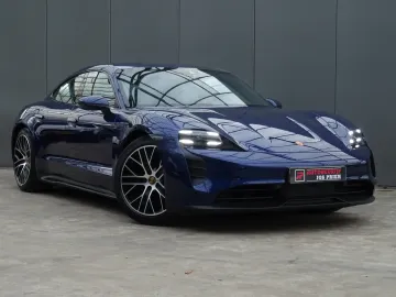 Car image 35