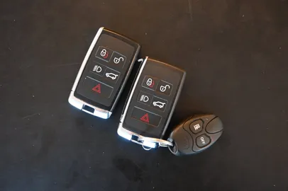 Car image 27