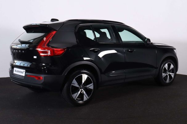 Volvo XC40 R Recharge T4 Design 155 kW image number 3