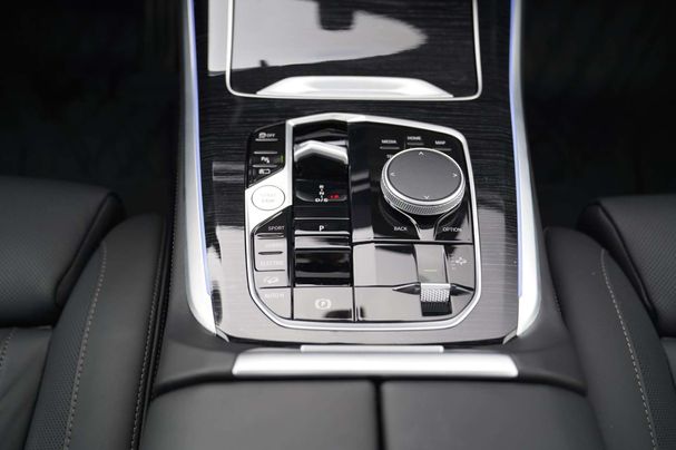 BMW X5 50e xDrive 360 kW image number 28