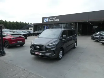 Car image 24
