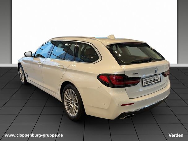 BMW 540d Touring xDrive 250 kW image number 4