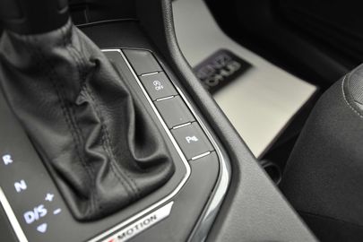 Car image 41