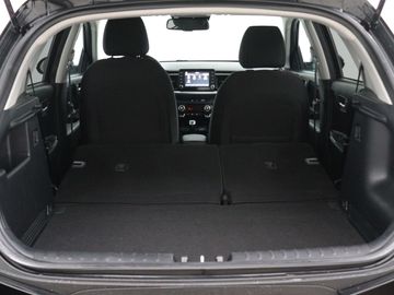 Car image 36