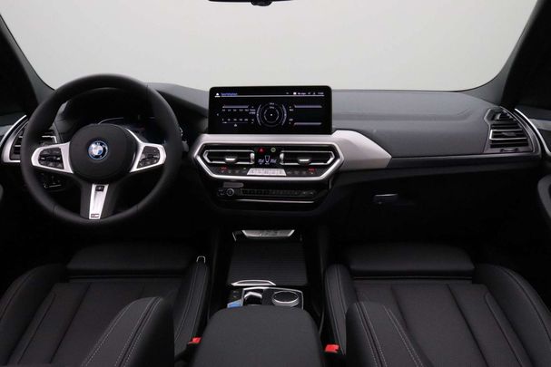 BMW iX3 80 kWh 210 kW image number 3