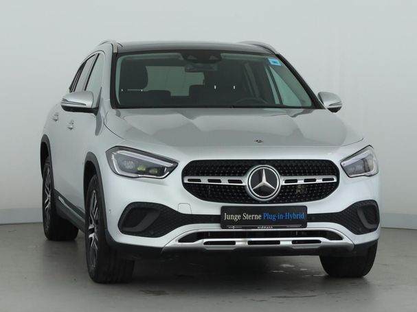 Mercedes-Benz GLA 250 e 160 kW image number 3