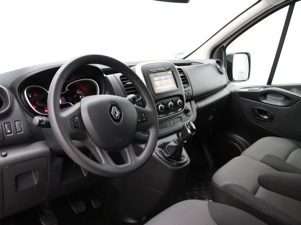 Renault Trafic Grand dCi 120 88 kW image number 2