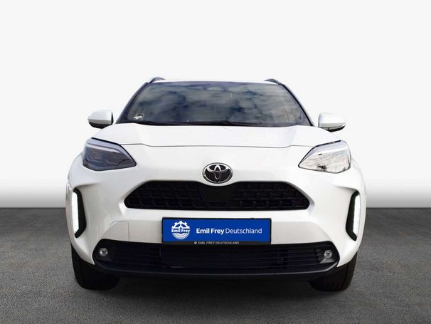 Toyota Yaris Cross 1.5 Hybrid 130 Team Deutschland 96 kW image number 2