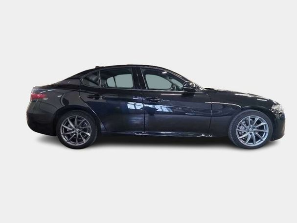 Alfa Romeo Giulia Diesel AT8 Business 118 kW image number 3