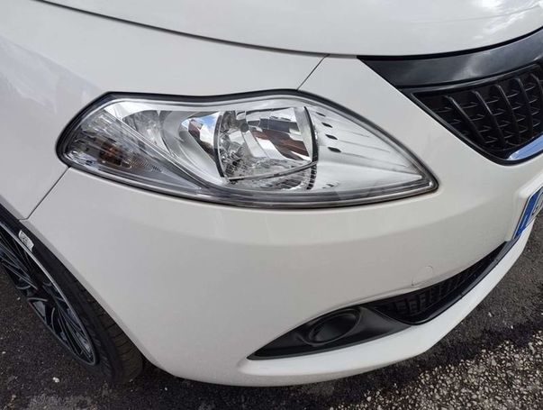 Lancia Ypsilon 51 kW image number 8