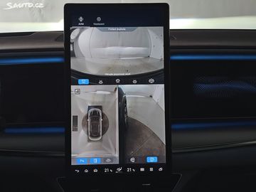 Car image 34