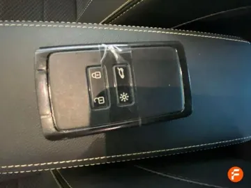 Car image 38
