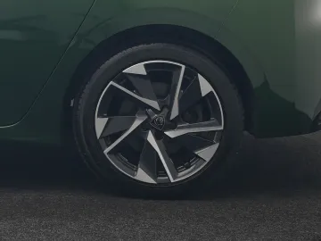 Car image 45