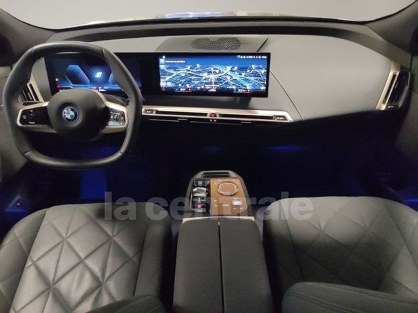 BMW iX xDrive40 Pro 385 kW image number 20