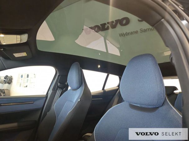 Volvo EX30 200 kW image number 16