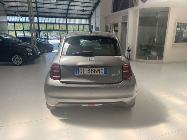 Fiat 500 e 70 kW image number 25