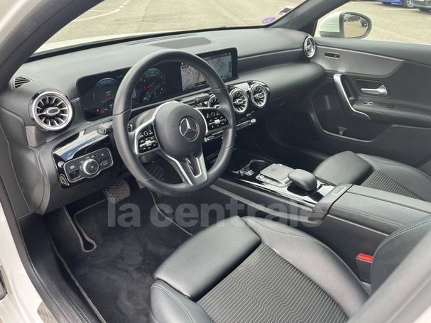 Mercedes-Benz A 180 100 kW image number 3