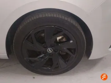 Car image 31