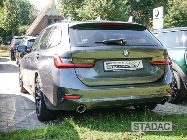 BMW 330i Touring Sport Line 190 kW image number 4