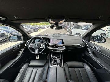 Car image 45